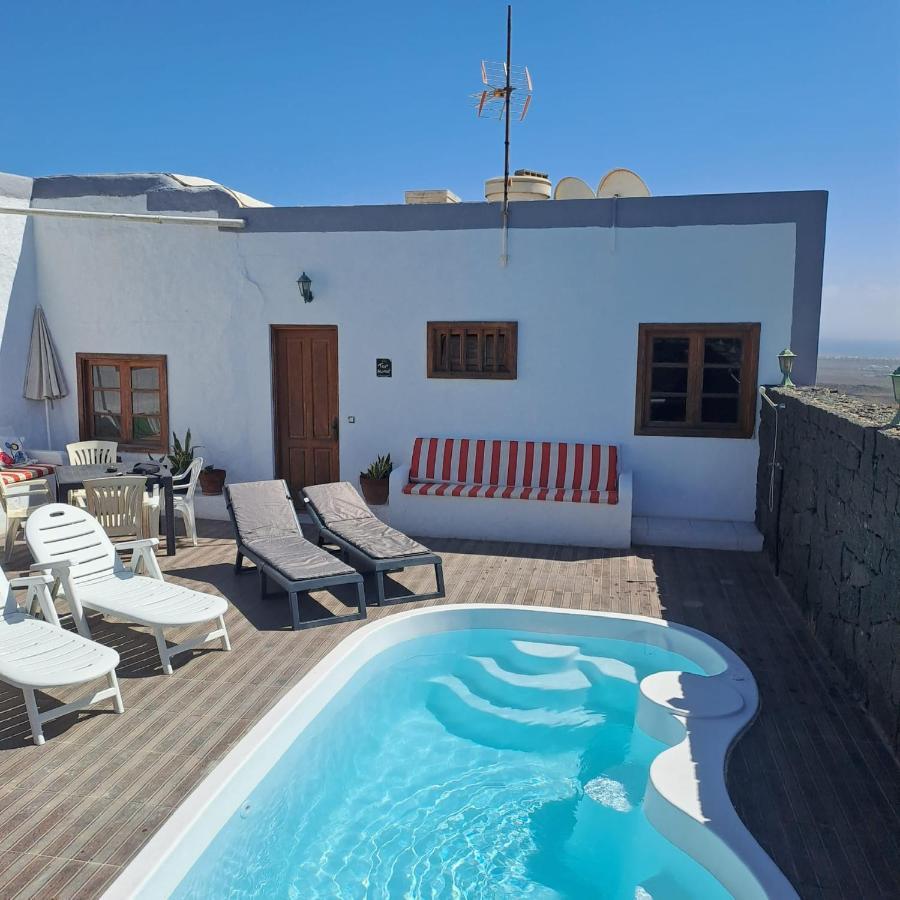 Casona La Orilla 1908 Tias Bed & Breakfast Екстериор снимка